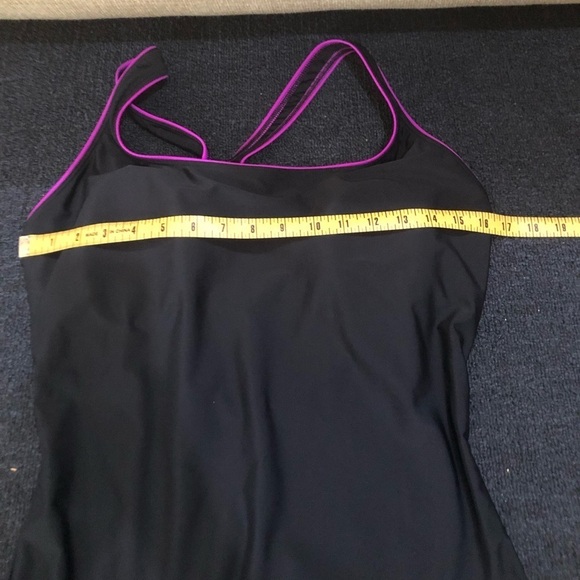 Speedo Black & Purple Lining Padded One Piece Swimsuit Size 18 - Picture 7 of 8
